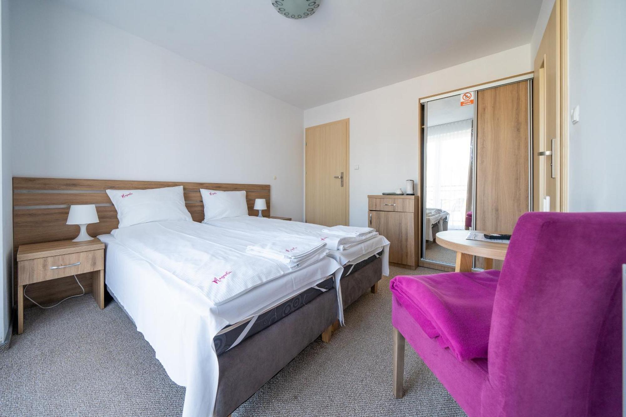 Magnolia Pokoje I Apartamenty Dębki Exteriér fotografie