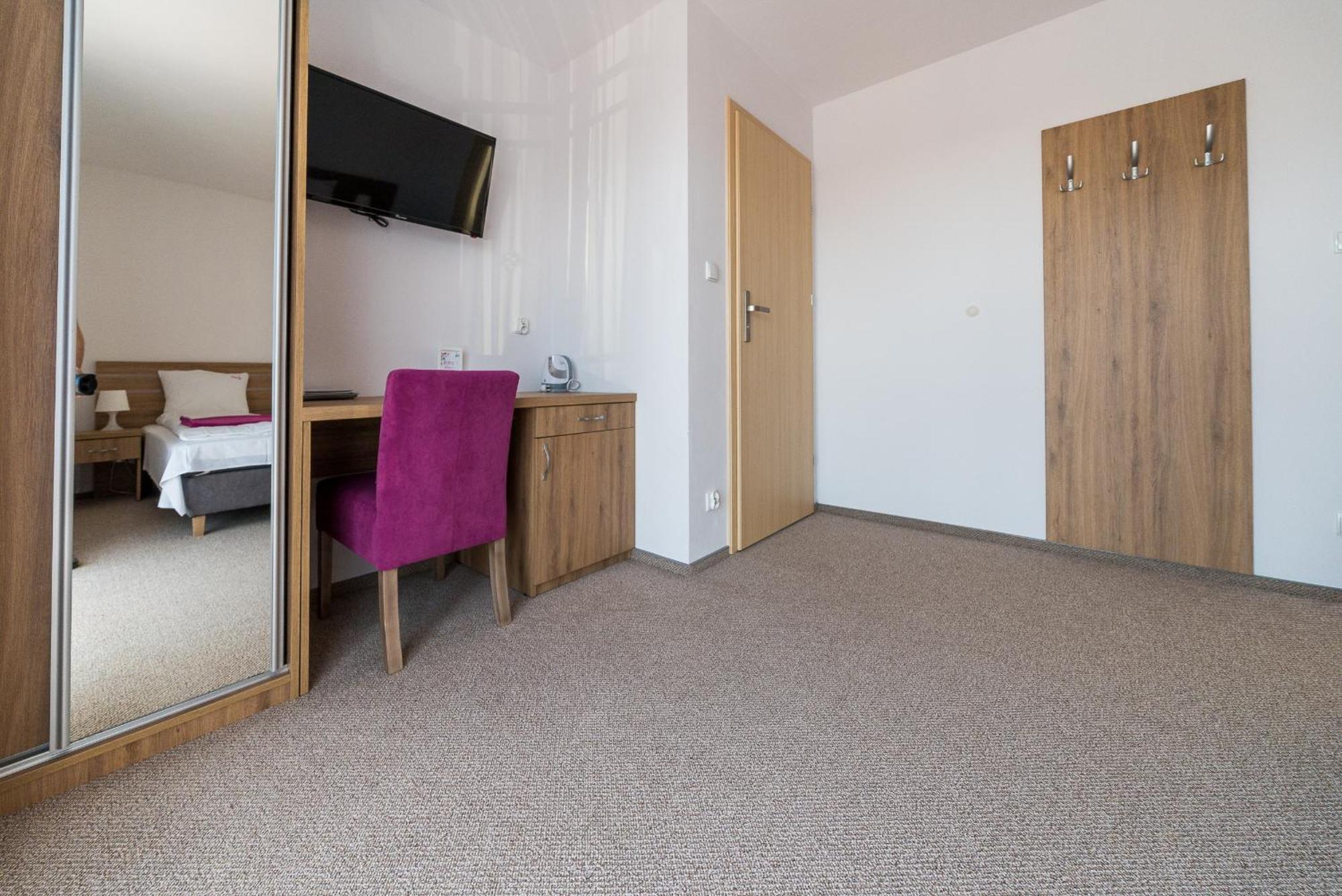 Magnolia Pokoje I Apartamenty Dębki Exteriér fotografie