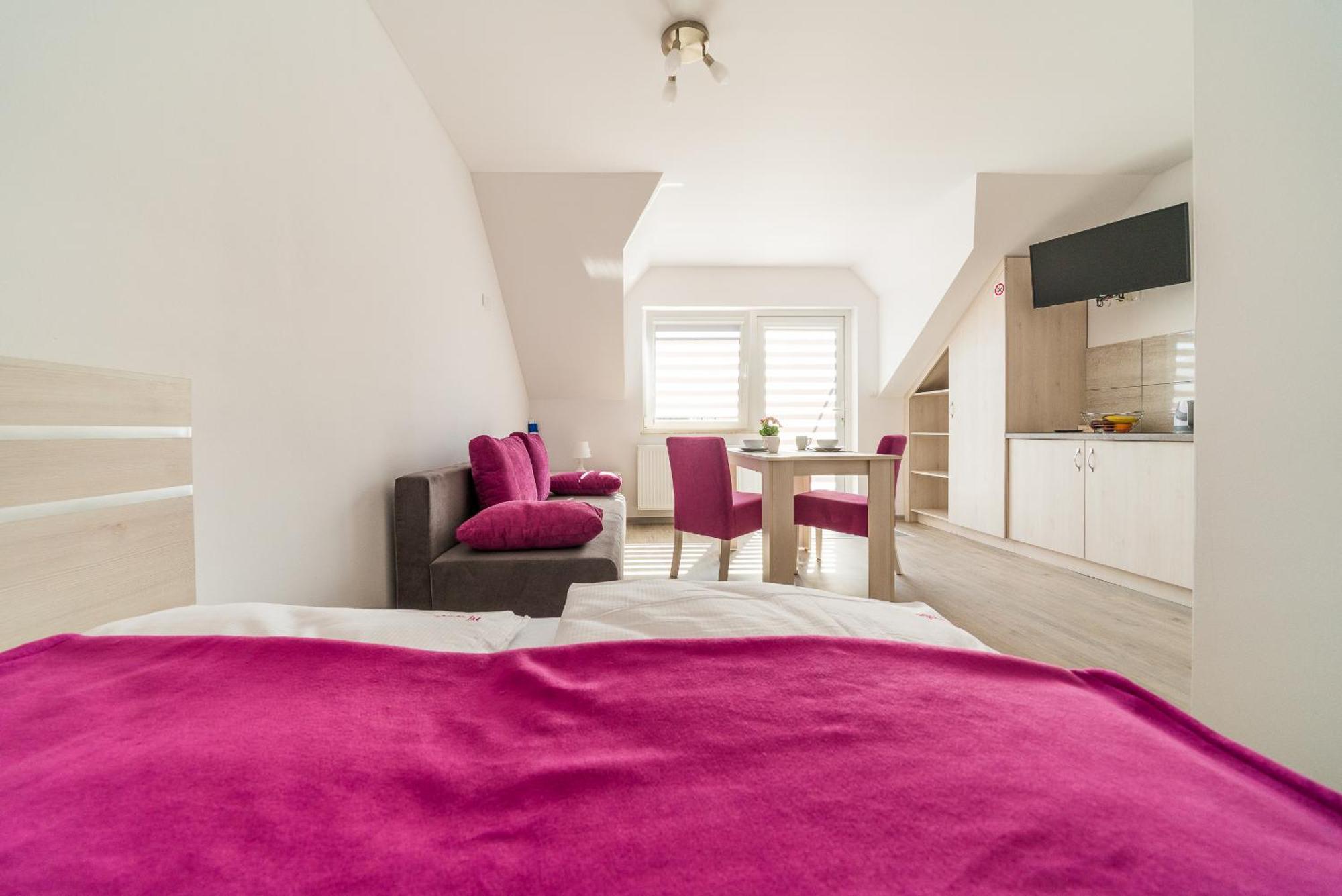 Magnolia Pokoje I Apartamenty Dębki Exteriér fotografie