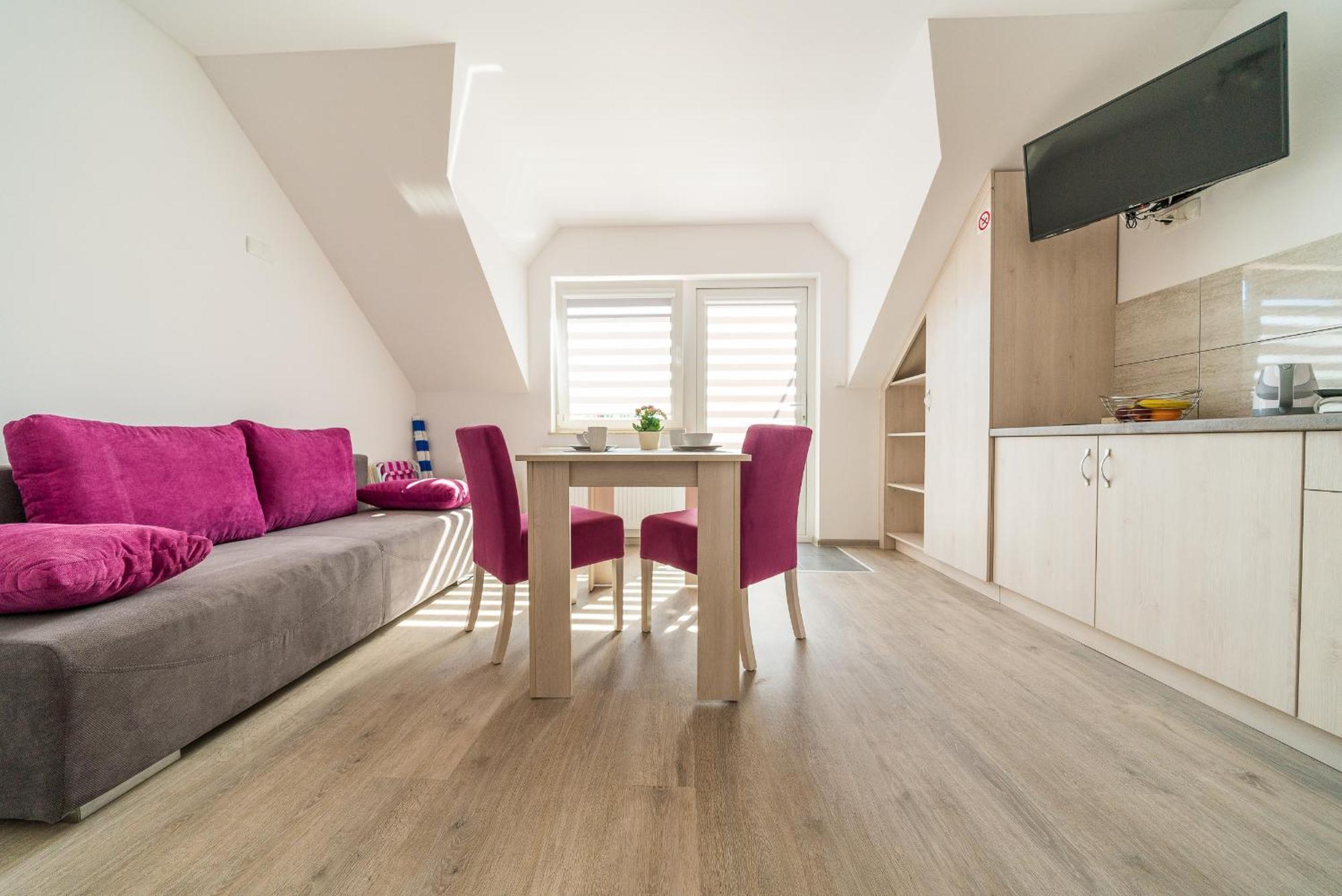 Magnolia Pokoje I Apartamenty Dębki Exteriér fotografie