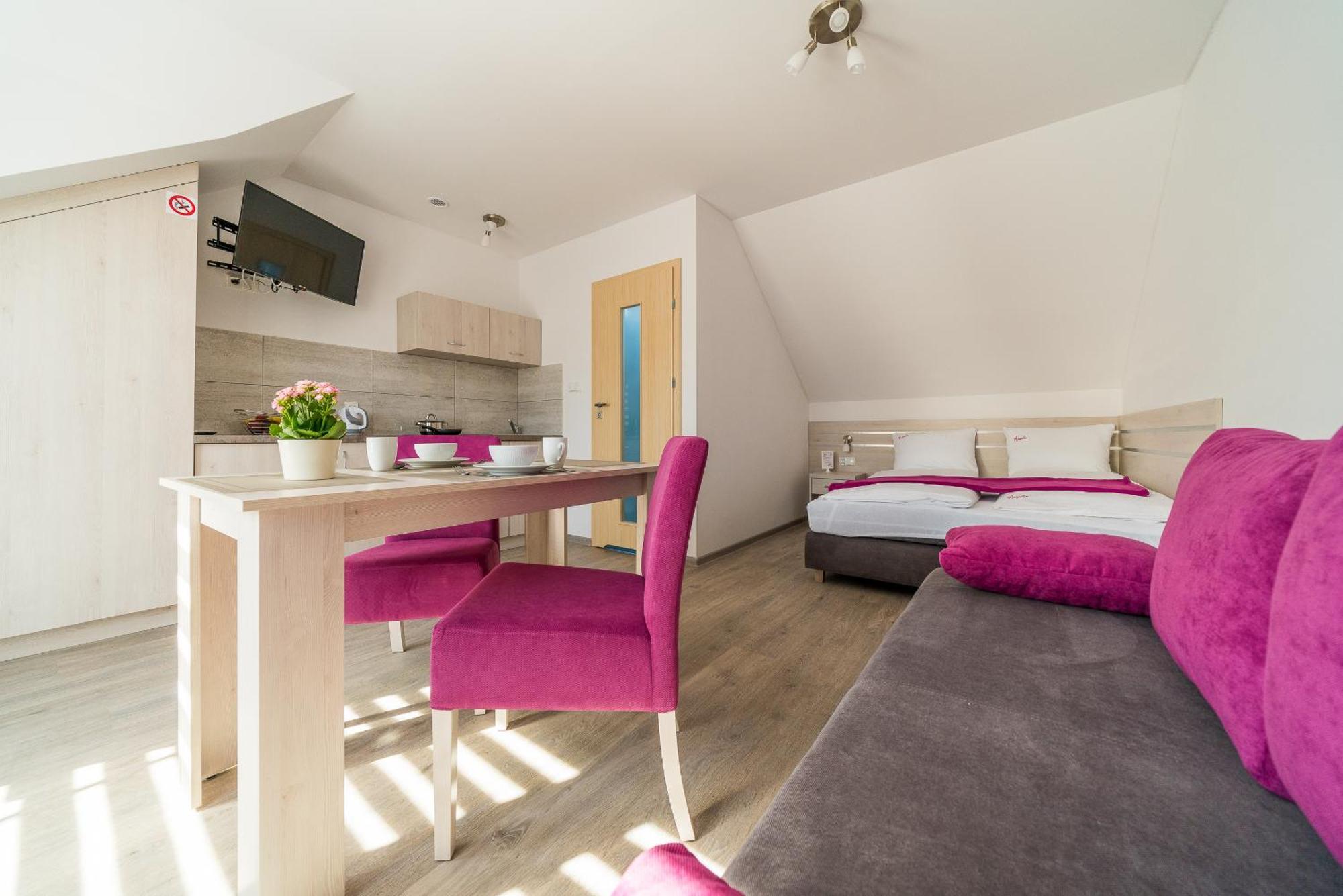 Magnolia Pokoje I Apartamenty Dębki Exteriér fotografie